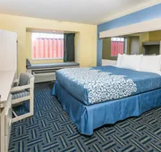 Days Inn & Suites by Wyndham Pryor hotel detail image 7