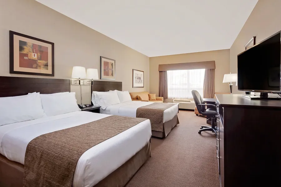 Ramada by Wyndham Camrose hotel detail image 6