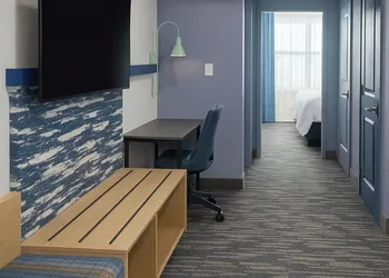 Garner Hotel Evansville East by IHG hotel thumbnail 4