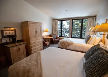 Sun Mountain Lodge hotel thumbnail 7