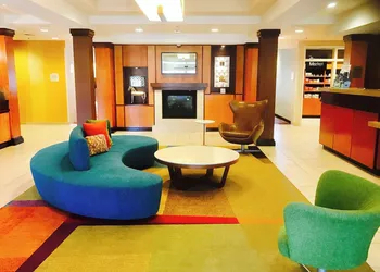 Fairfield Inn & Suites by Marriott Sacramento Airport Natomas hotel thumbnail 2