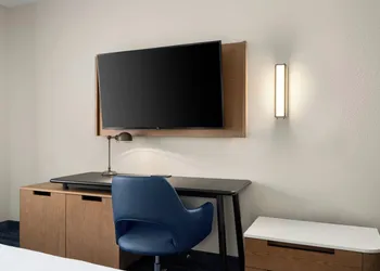 Fairfield Inn & Suites by Marriott Sacramento Airport Natomas hotel thumbnail 8