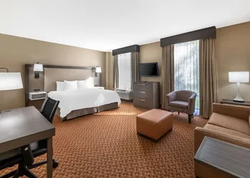 Best Western Plus Kendall Hotel & Suites hotel thumbnail 8