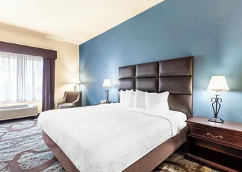 Best Western Holiday Manor hotel thumbnail 6