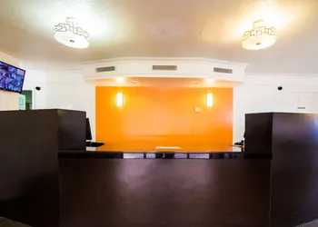 Motel 6 Austin, TX - Midtown hotel thumbnail 2