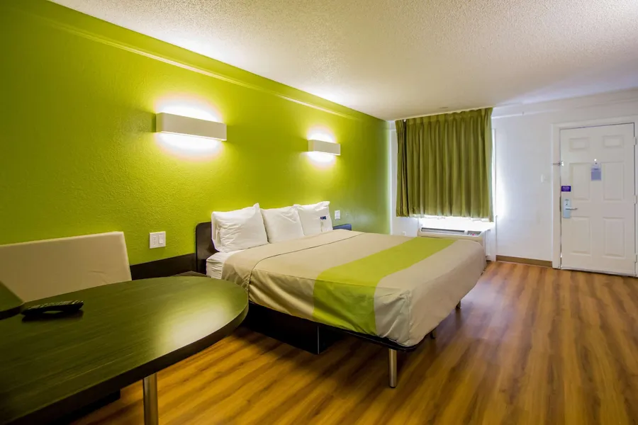 Motel 6 Austin, TX - Midtown hotel detail image 6