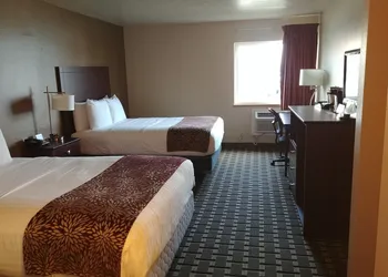 Boarders Inn & Suites by Cobblestone Hotels – Broken Bow hotel thumbnail 3