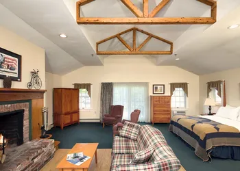 The Country Inn at Camden Rockport hotel thumbnail 4