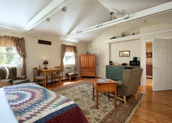 The Country Inn at Camden Rockport hotel thumbnail 6