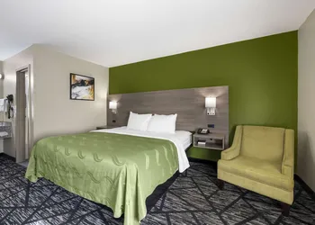 Quality Inn Jackson Northwest hotel thumbnail 6