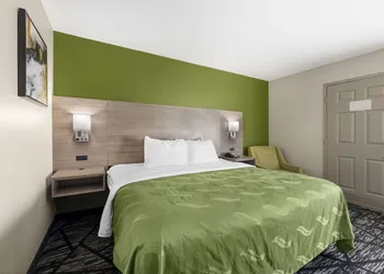 Quality Inn Jackson Northwest hotel thumbnail 7