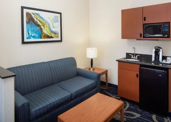 Holiday Inn Express & Suites Midland Loop 250 by IHG hotel thumbnail 4