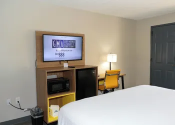 Days Inn by Wyndham Farmville hotel thumbnail 6