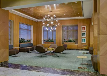 DoubleTree by Hilton Chicago - Arlington Heights hotel thumbnail 3