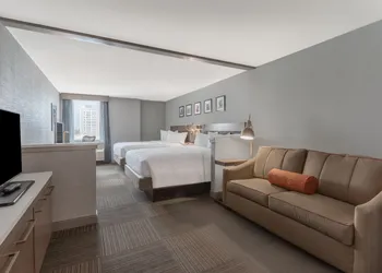 Hilton Garden Inn Philadelphia Center City hotel thumbnail 6
