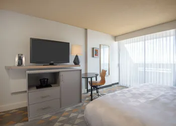 Holiday Inn Denver East by IHG hotel thumbnail 5