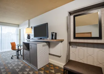 Holiday Inn Denver East by IHG hotel thumbnail 8