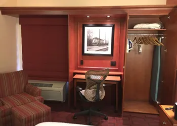 Hampton Inn Joliet - I-80 hotel thumbnail 6