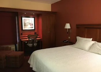 Hampton Inn Joliet - I-80 hotel thumbnail 7