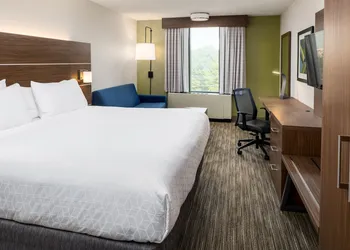 Holiday Inn Express Atlanta Airport - College Park by IHG hotel thumbnail 2