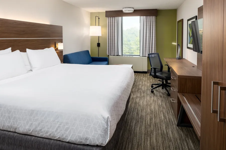 Holiday Inn Express Atlanta Airport - College Park by IHG hotel detail image 2
