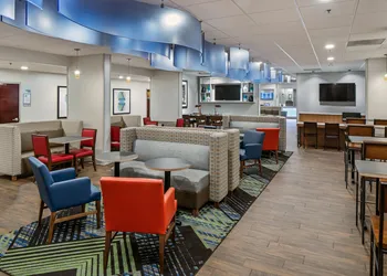 Holiday Inn Express Atlanta Airport - College Park by IHG hotel thumbnail 8