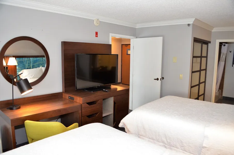 Hampton Inn & Suites Chicago/Hoffman Estates hotel detail image 6