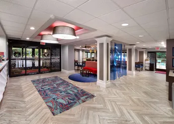 Hampton Inn - Naples - I-75 hotel thumbnail 4