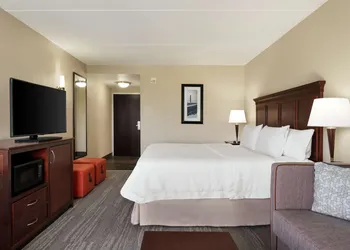 Hampton Inn Dulles - Cascades hotel thumbnail 5