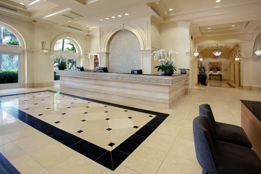 Hilton Naples hotel detail image 2