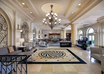 Hilton Naples hotel thumbnail 3