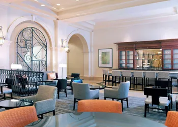 Hilton Naples hotel thumbnail 4