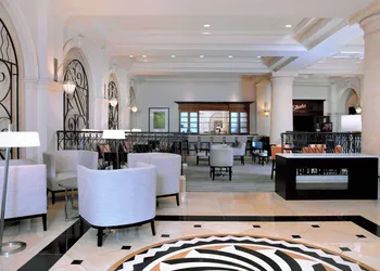 Hilton Naples hotel thumbnail 5