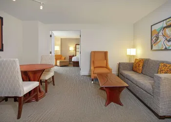 Hilton Naples hotel thumbnail 7
