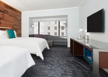 W Seattle hotel thumbnail 8