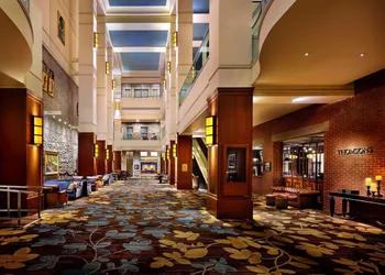 Hyatt Regency Calgary hotel thumbnail 2