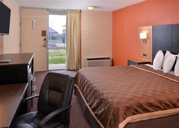 Americas Best Value Inn Collinsville St. Louis hotel thumbnail 6