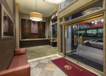 Executive Hotel Pacific hotel thumbnail 2