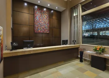 Executive Hotel Pacific hotel thumbnail 5