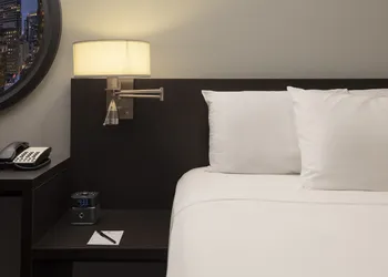 Executive Hotel Pacific hotel thumbnail 8