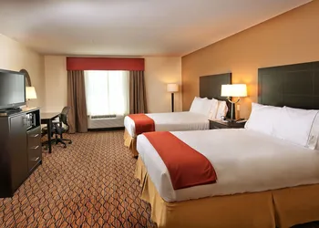 Holiday Inn Express Hotel & Suites Pearsall by IHG hotel thumbnail 2