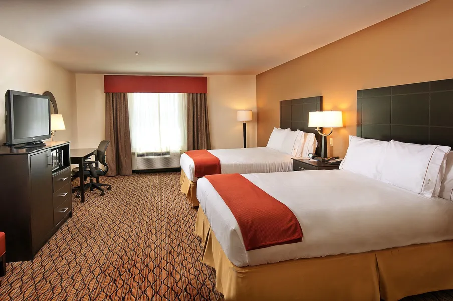 Holiday Inn Express Hotel & Suites Pearsall by IHG hotel detail image 2