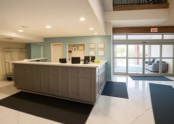 Village Inn & Suites hotel thumbnail 3