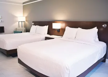 The Fontana Hotel hotel thumbnail 4