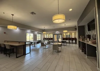 La Quinta Inn & Suites by Wyndham Albuquerque Midtown hotel thumbnail 3