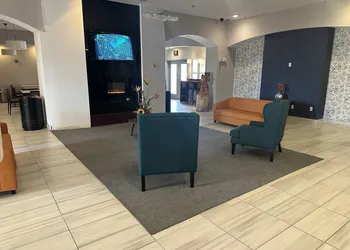 La Quinta Inn & Suites by Wyndham Albuquerque Midtown hotel thumbnail 4