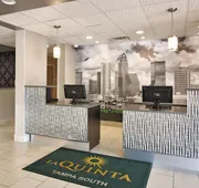 La Quinta Inn & Suites by Wyndham Tampa Bay Area-Tampa South hotel detail image 4