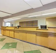 La Quinta Inn & Suites by Wyndham Orlando I Drive/Conv Ctr hotel detail image 3