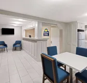 Days Inn & Suites by Wyndham Vicksburg hotel detail image 3