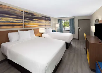 Days Inn & Suites by Wyndham Vicksburg hotel thumbnail 6